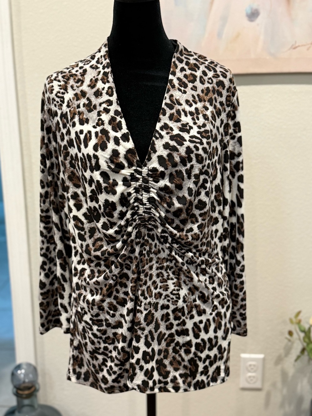 Premise Leopard Print Ruched V-Neck Long Sleeve Top - Brown & Black on Cream